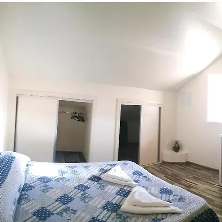 Casa Macilor *
